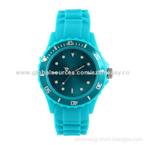 Fashionable plastic watch with unidirectional bezel
